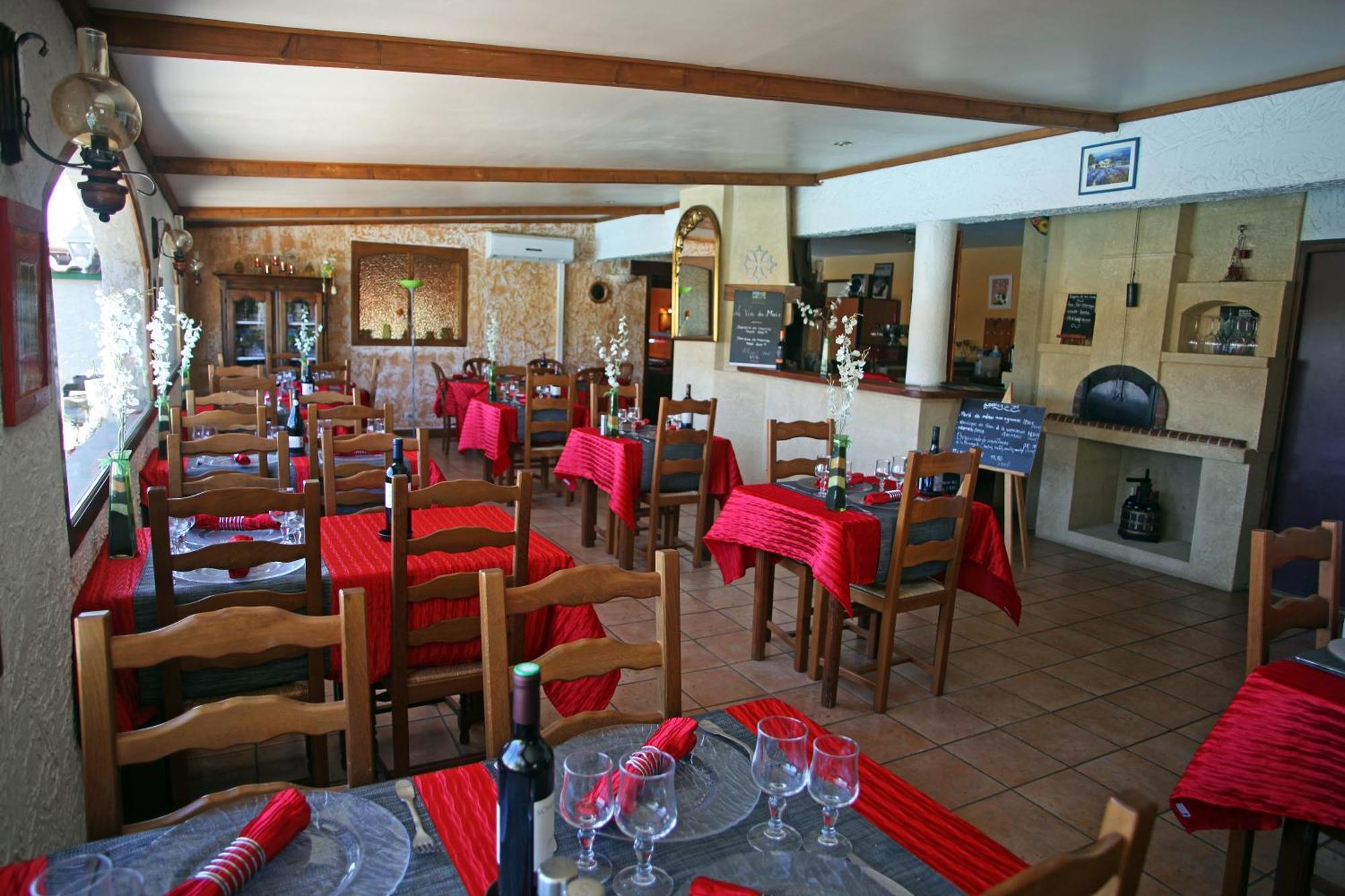 Logis Hotel Le Pressoir Saint-Chinian Eksteriør bilde