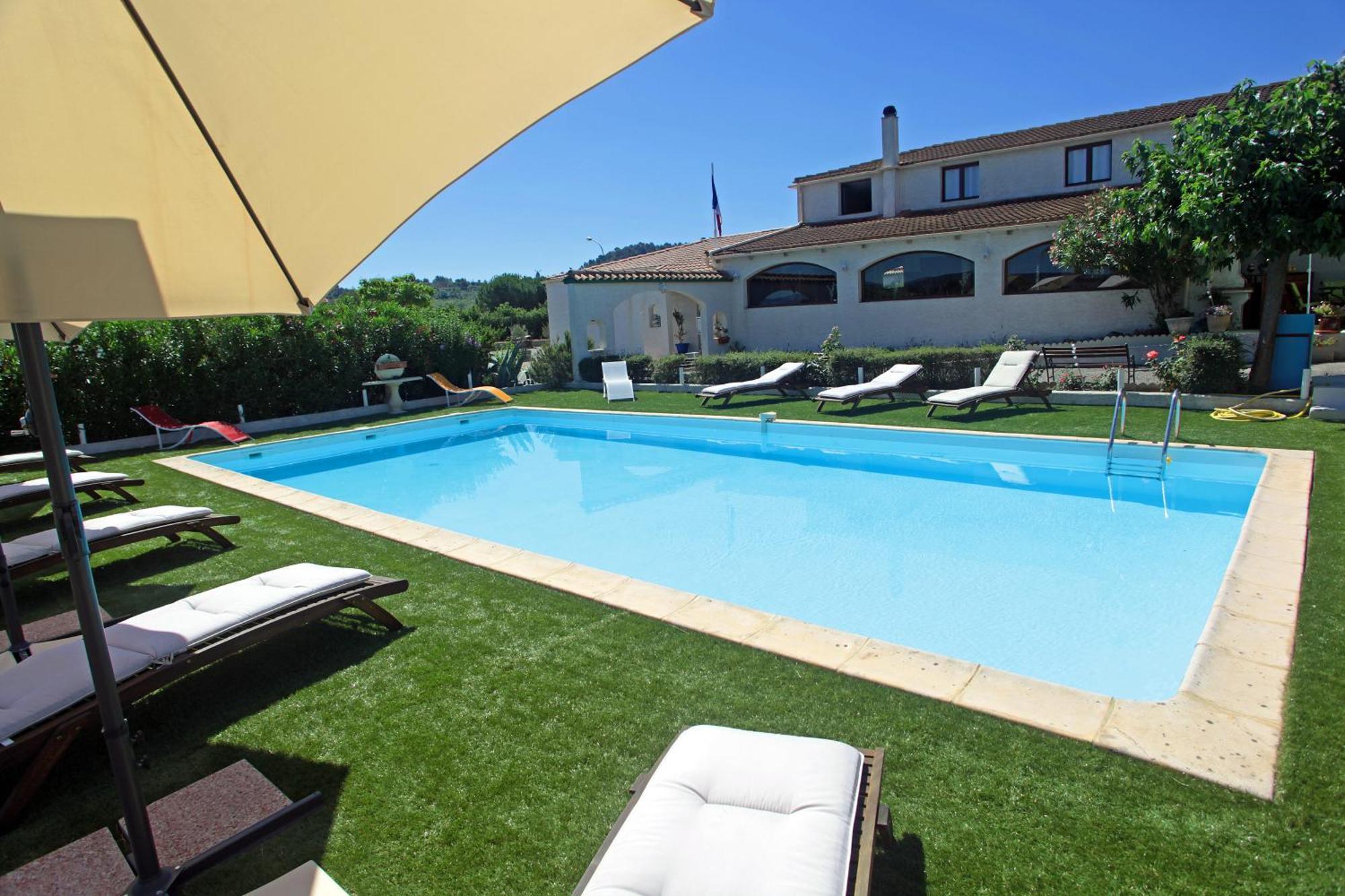 Logis Hotel Le Pressoir Saint-Chinian Eksteriør bilde